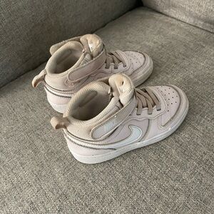 Toddler Nike, size 9